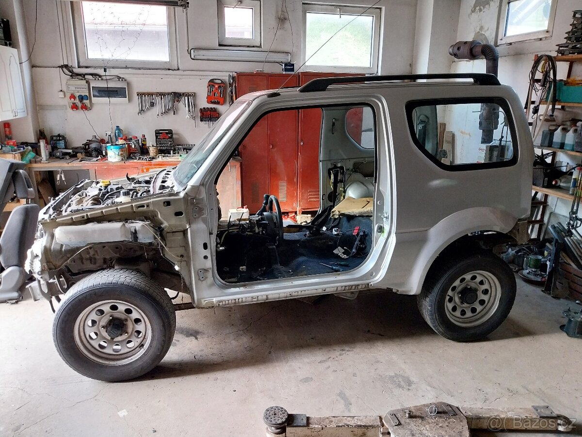 Suzuki Jimny - skelet karosérie bez korózie