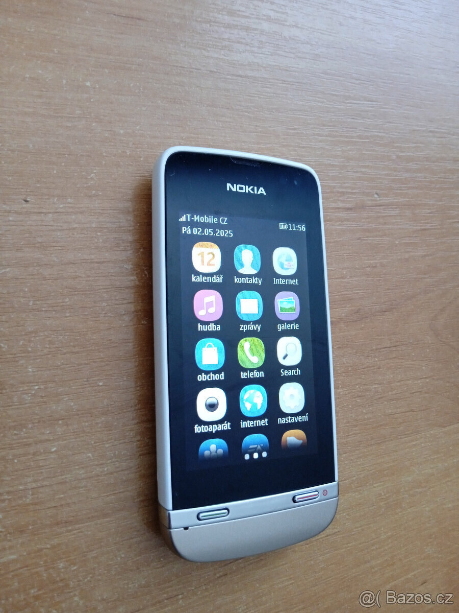 Nokia Asha 311-Top stav