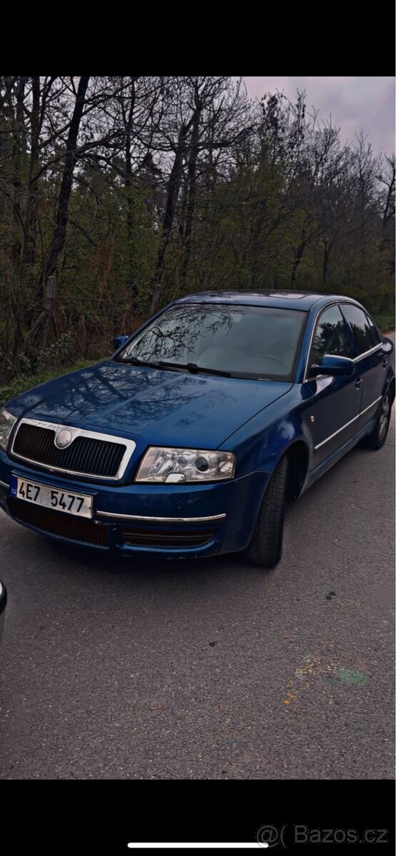 Škoda Superb 2.8 V6