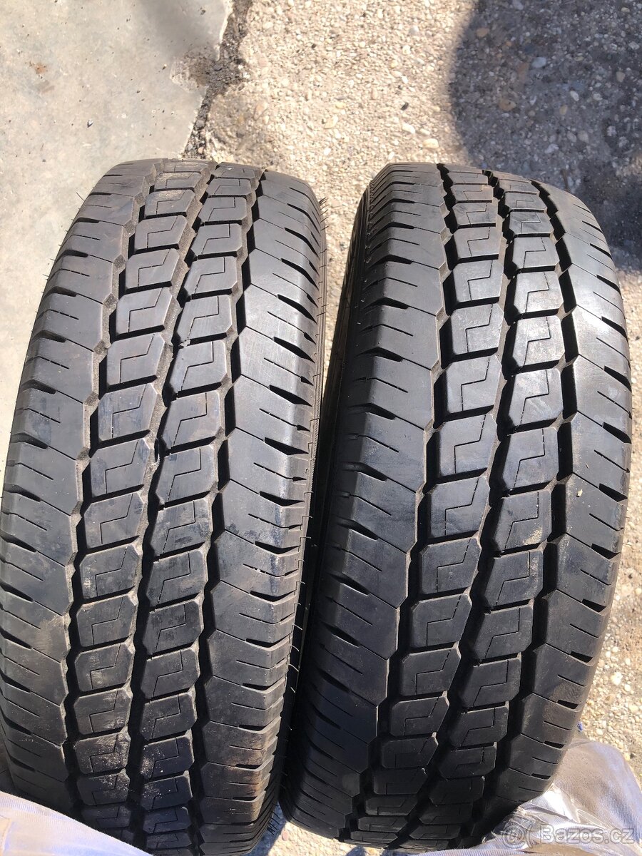215/65 R16 C ZÁTĚŽOVÉ PNEU NA DODÁVKU APOD