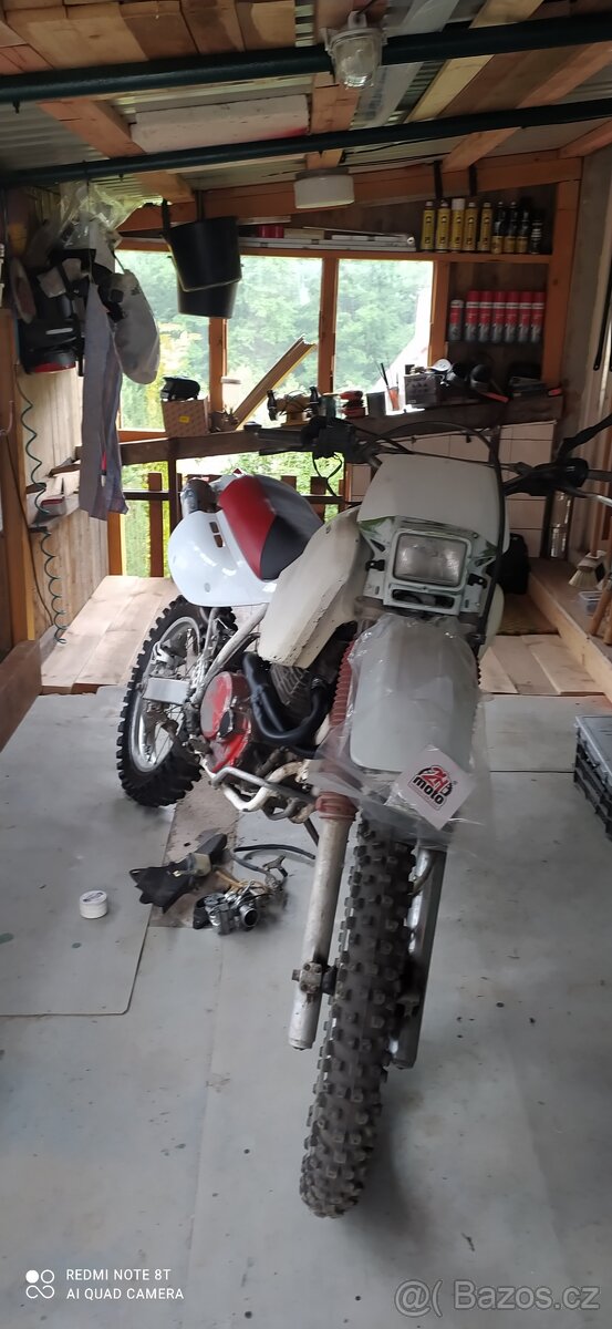 Honda xr600r