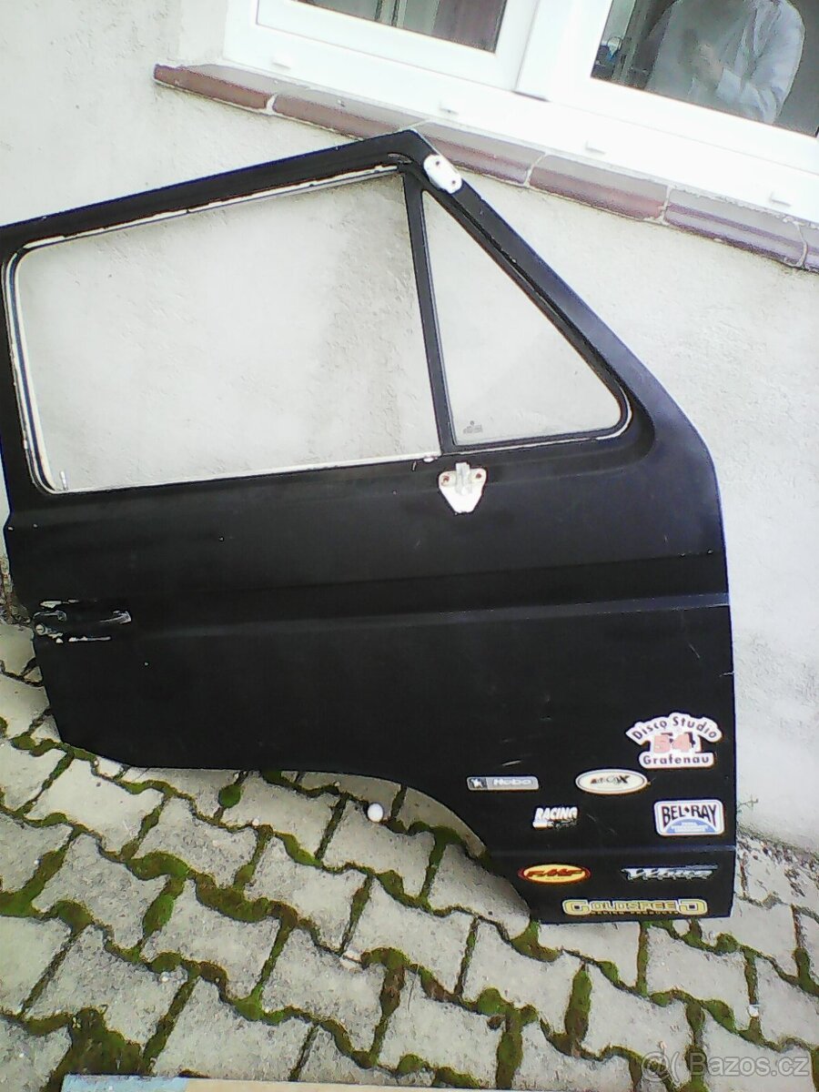 VW T3 Doka - přední pravé dveře