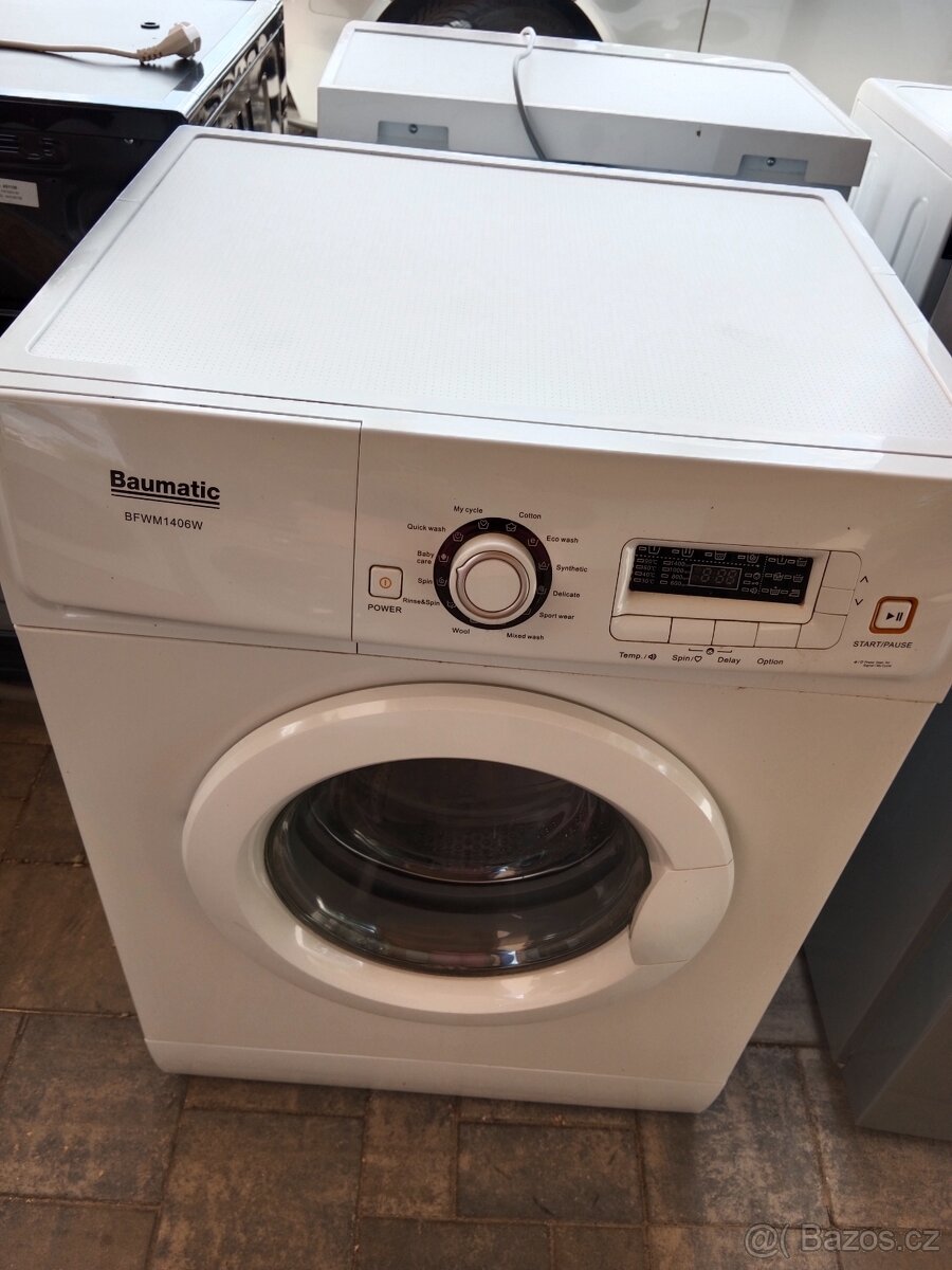 Automaticka pracka Baumatic