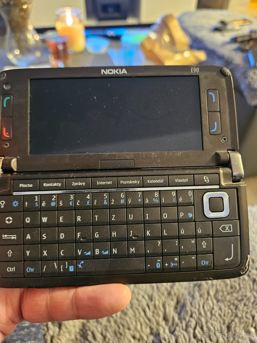 Nokia e90
