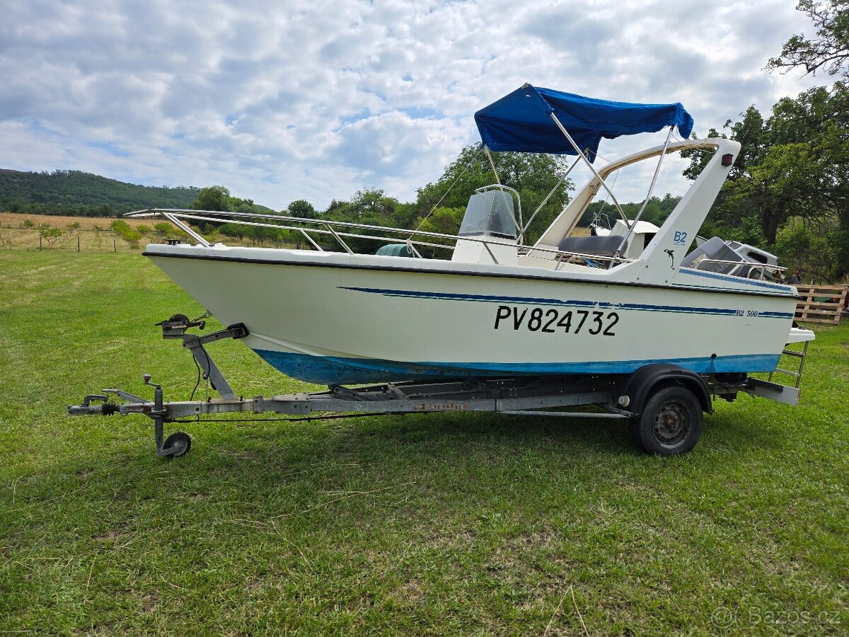 Lod 5.3x2m, doklady, GPS Garmin, motor, vlek