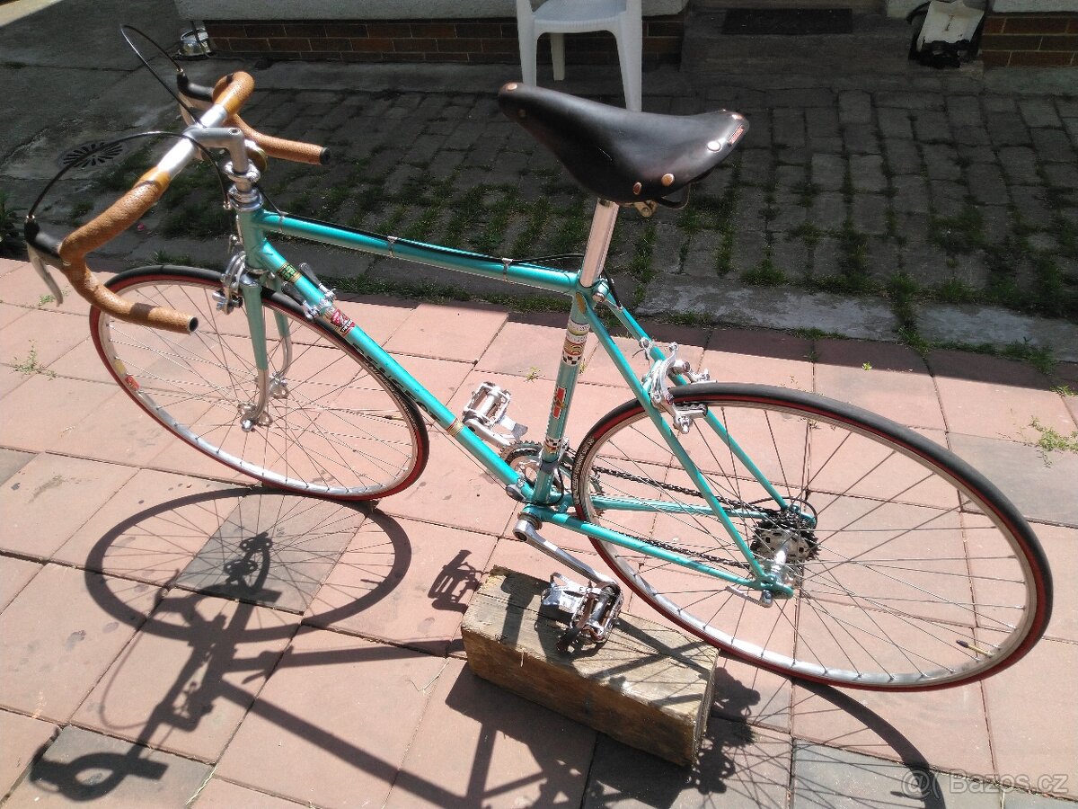 Silniční Peugeot PR 10