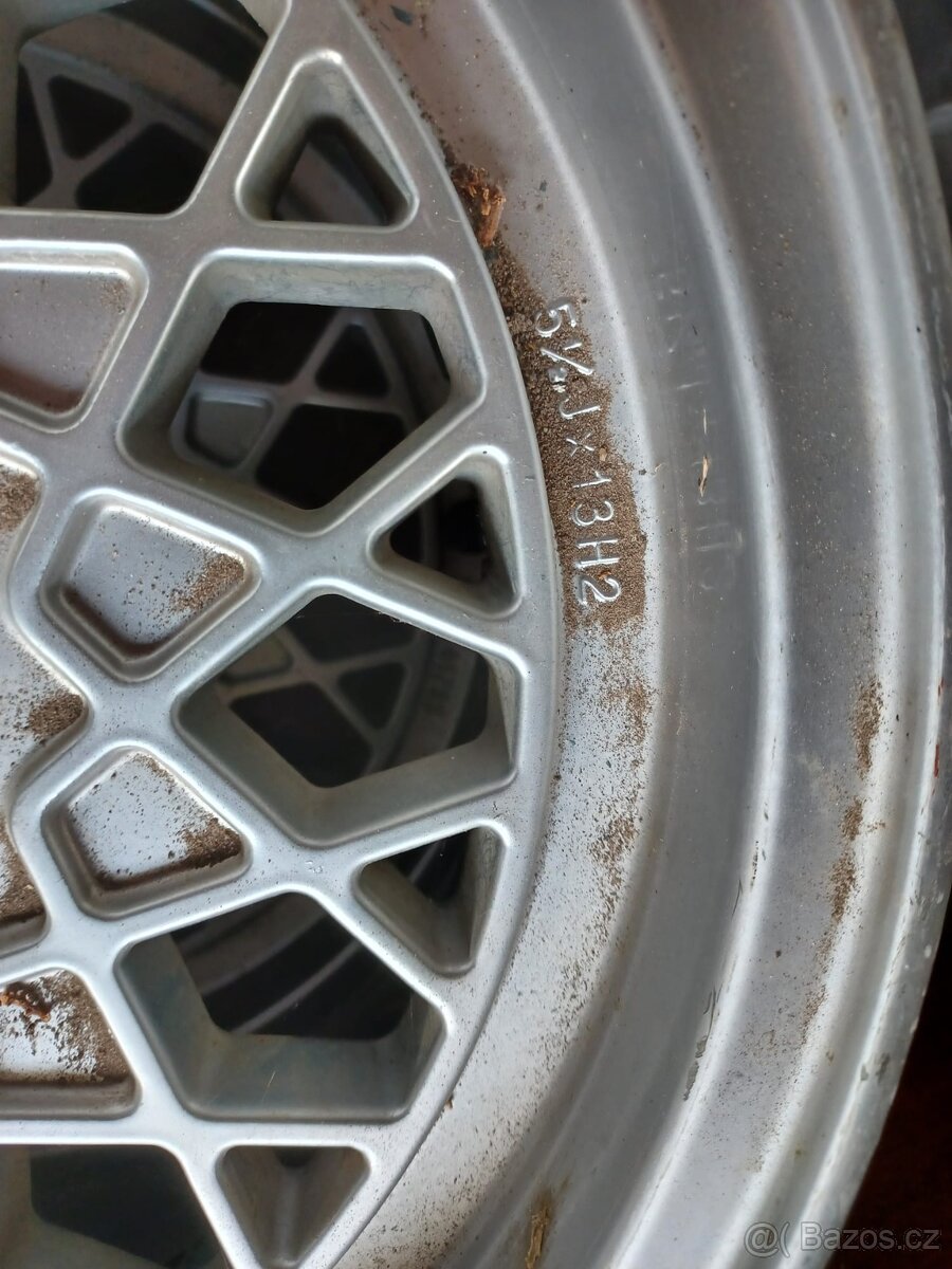 Liťáky Felicie/Favorit, Pneu 225/45 R18; Run-Flat 255/55 R18