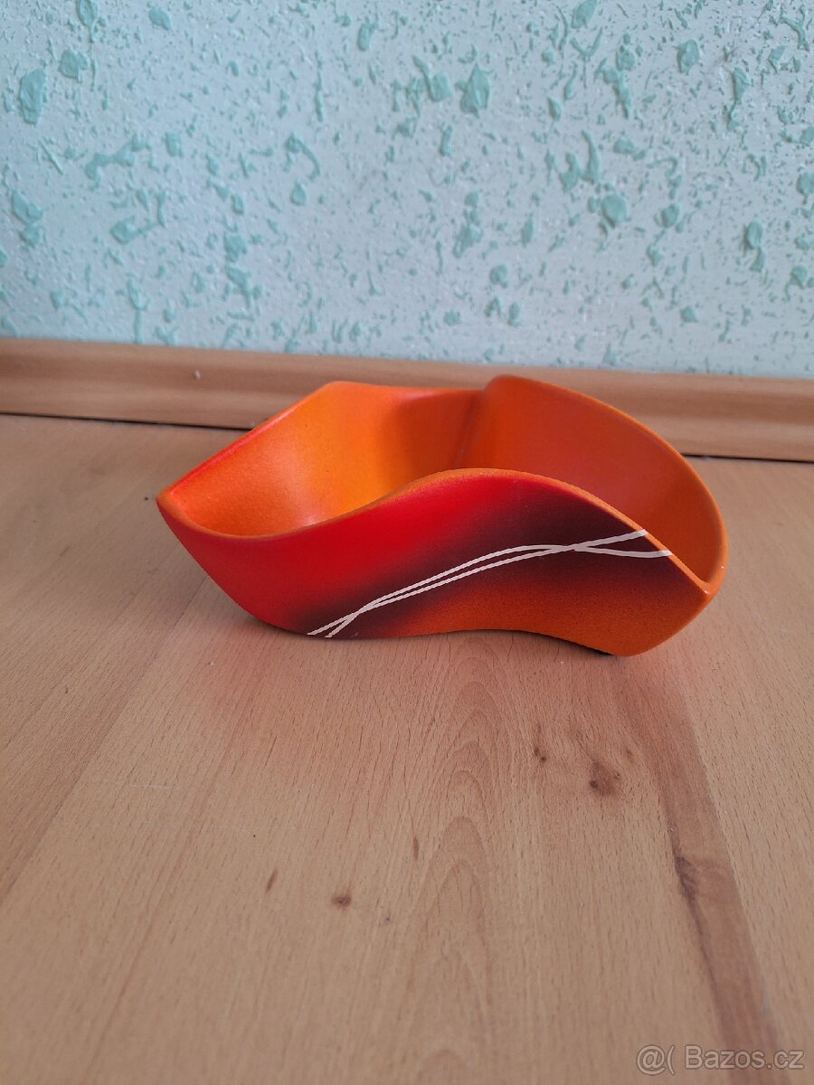 Keramická miska