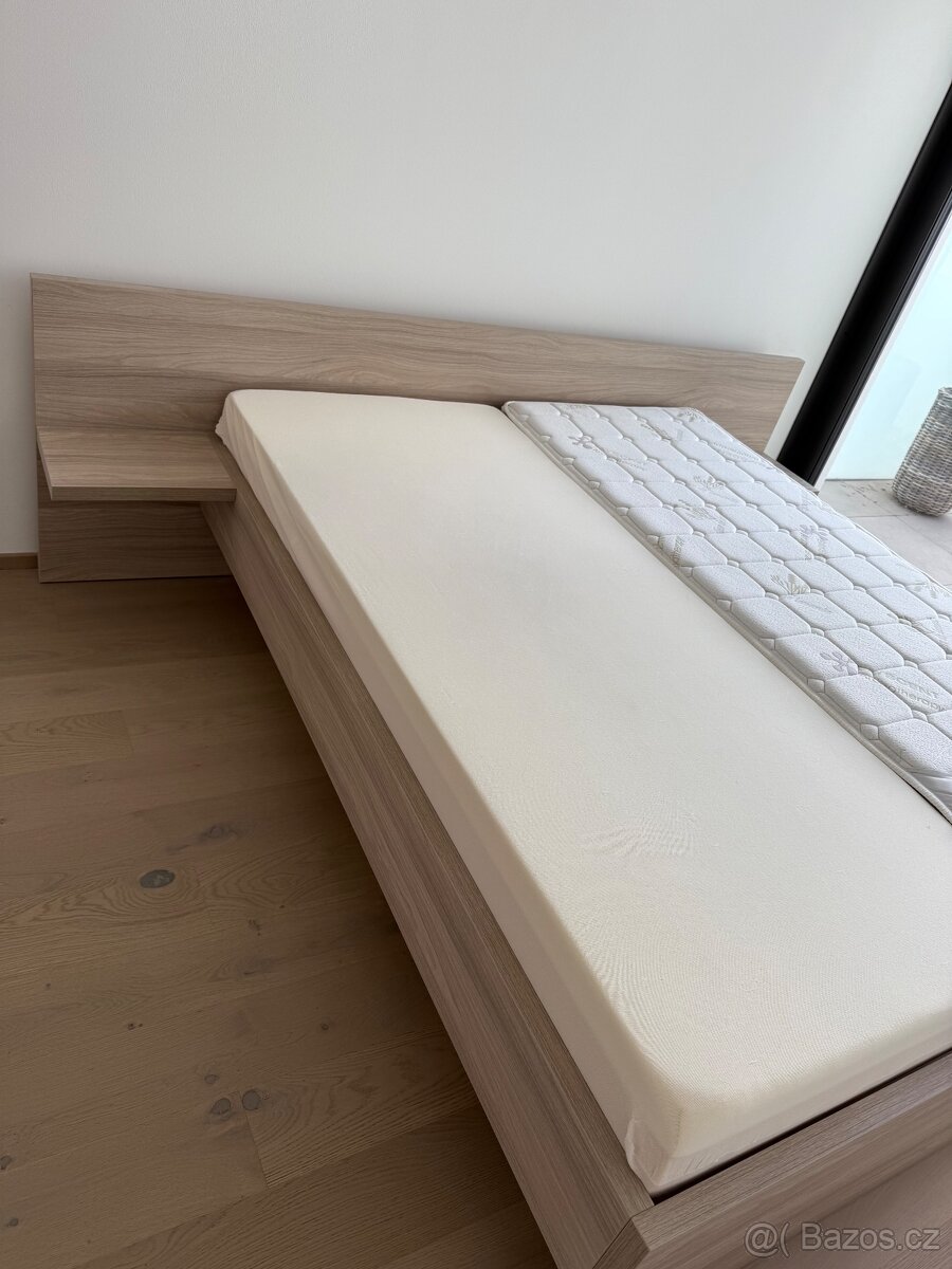 Luxusní postel od truhláře – nadčasový design