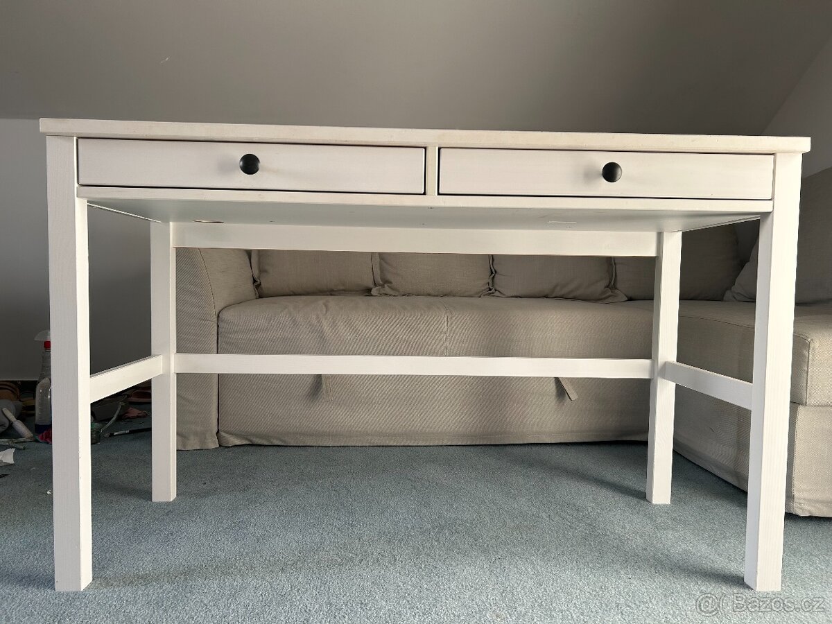 Toaletní stolek IKEA