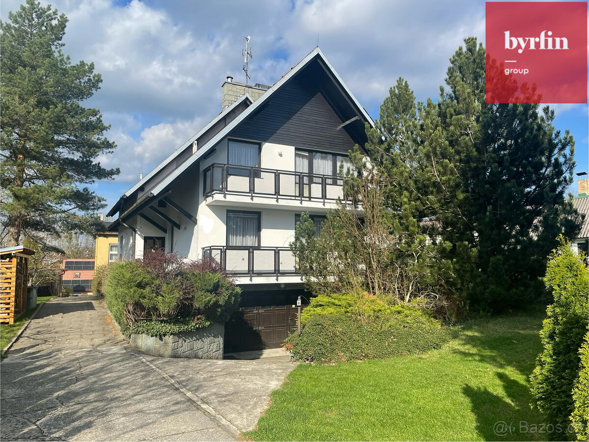 Nabídka k pronájmu – Moderní a pohodlný 3+1 byt v rodinném d