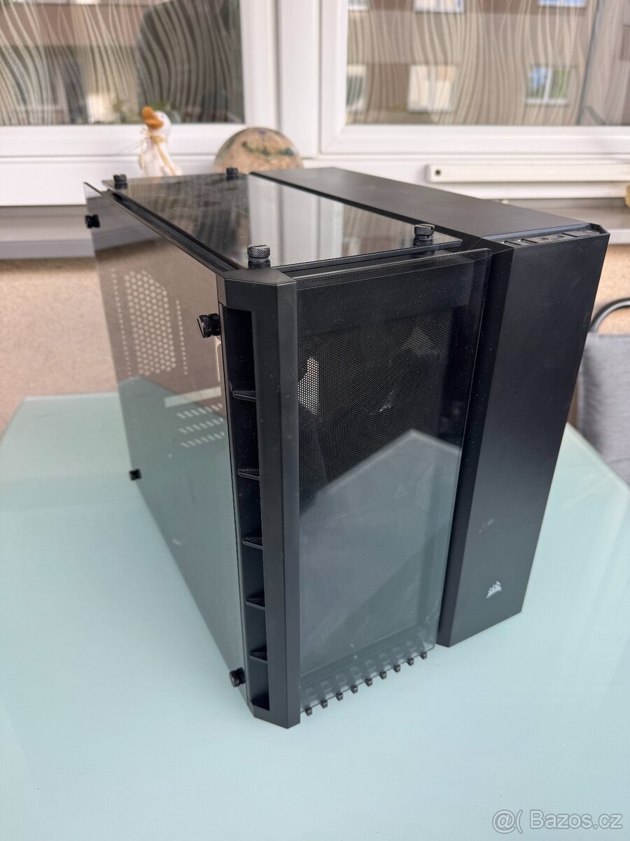 Corsair Crystal Series 280X Tempered Glass černá