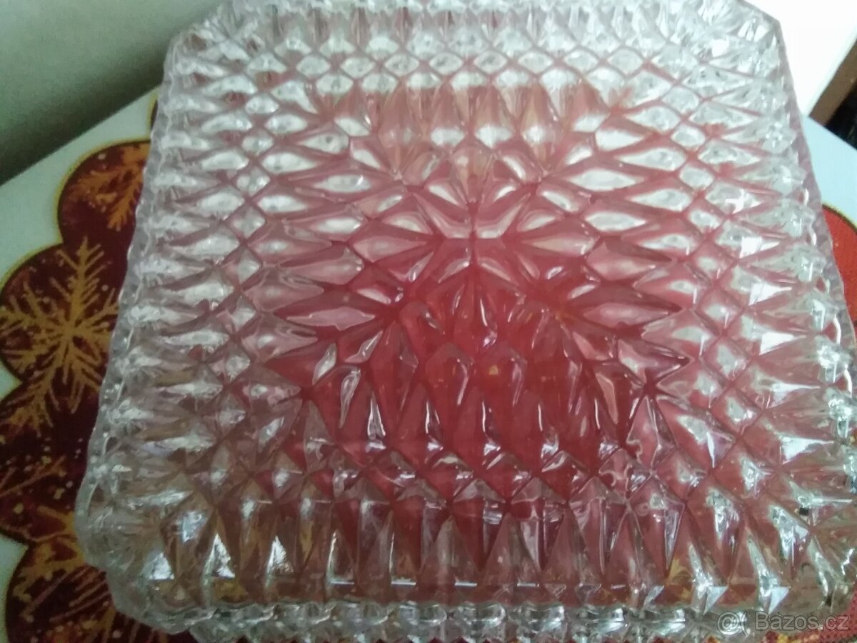 retro stinidlo na stropni svetlo