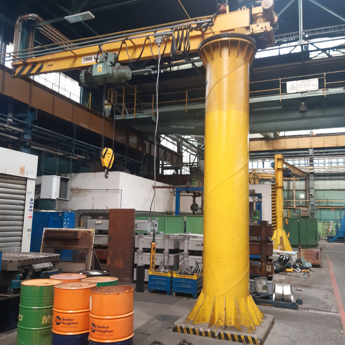 jeřáb sloupový otočný