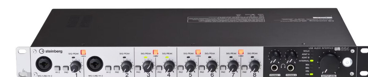 Zvuková karta Steinberg UR824 USB