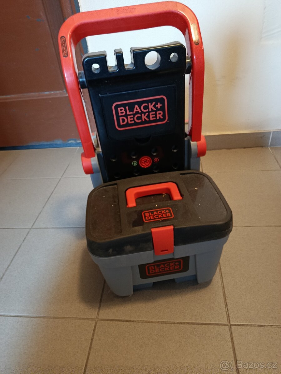 Dětský kufr na nářadí