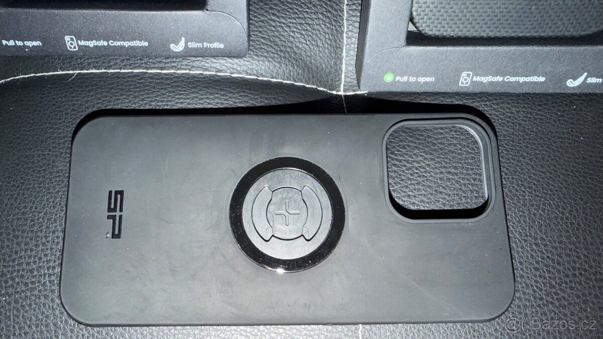 iPhone 16 Pro Max SP Connect kryt moto