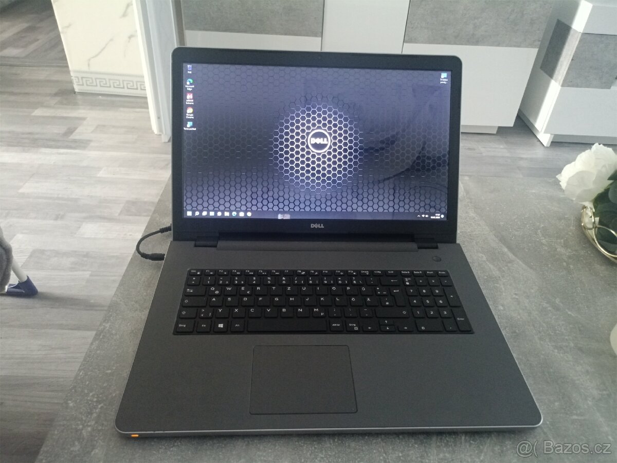 Dell Inspiron 5759