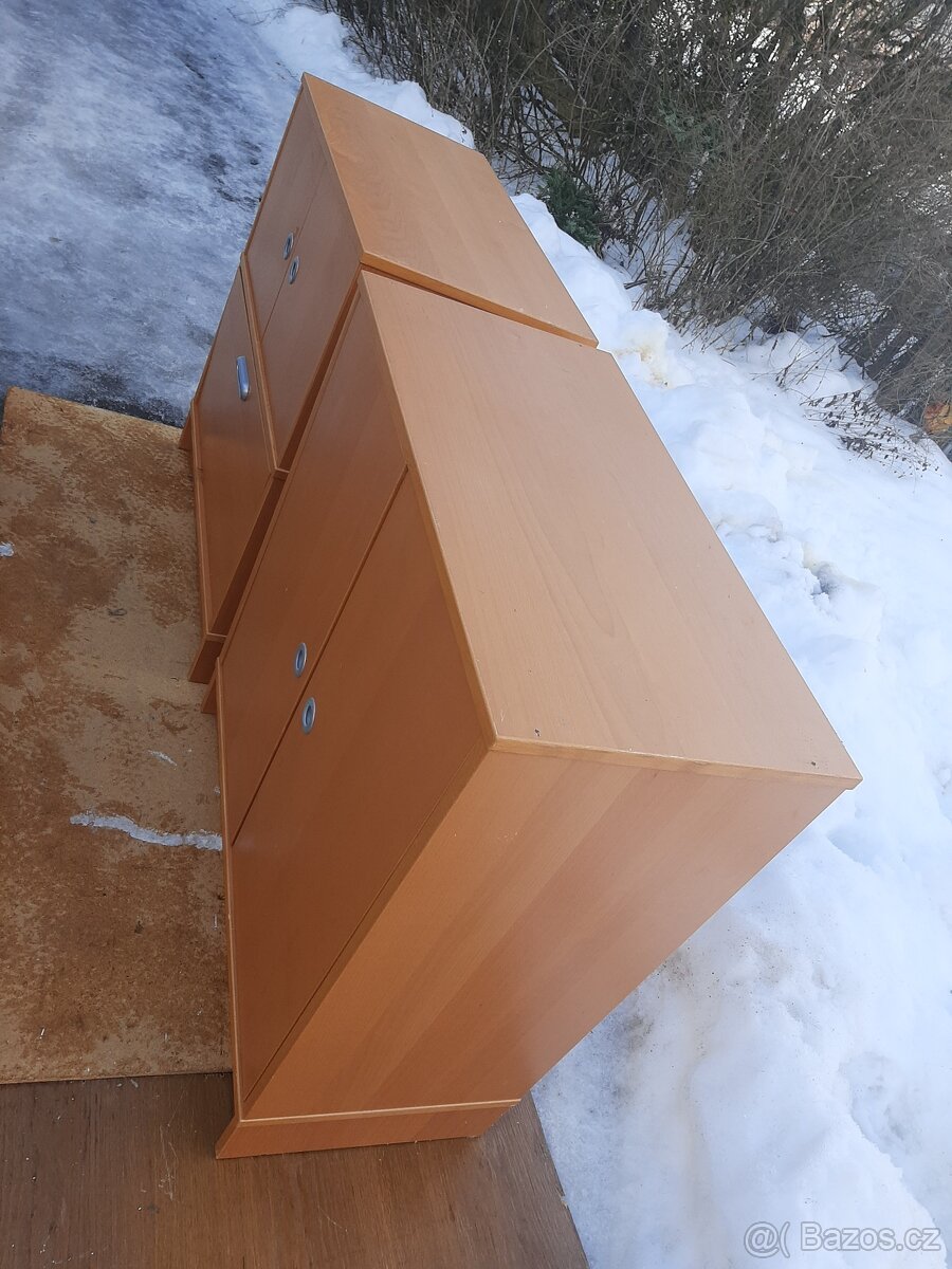 Skříňky 85×42 výška 95cm