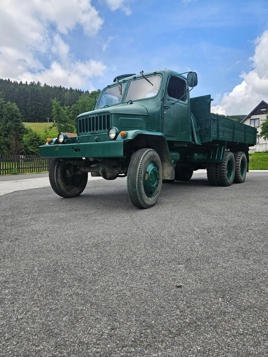 Praga V3S valník