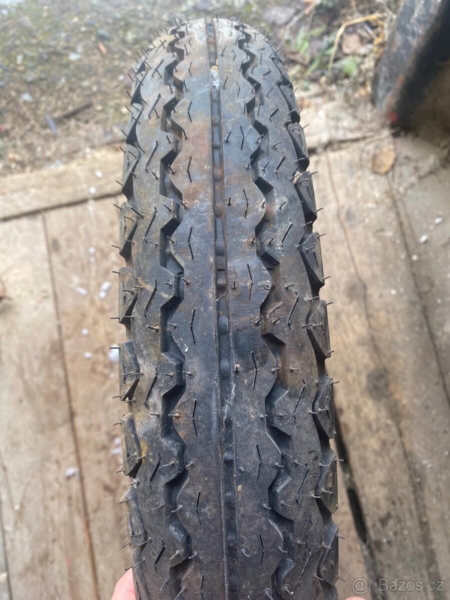Pneu 90/90-17