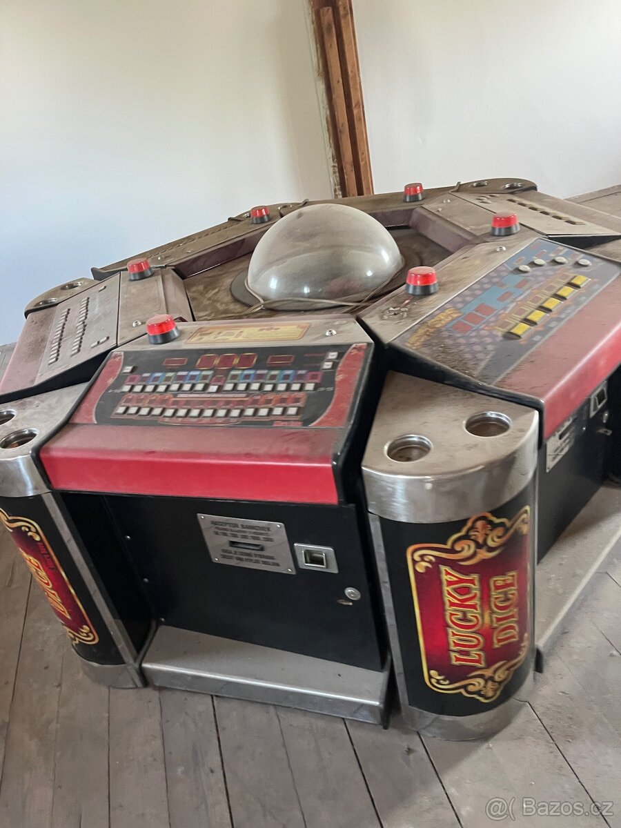 Automat kostky