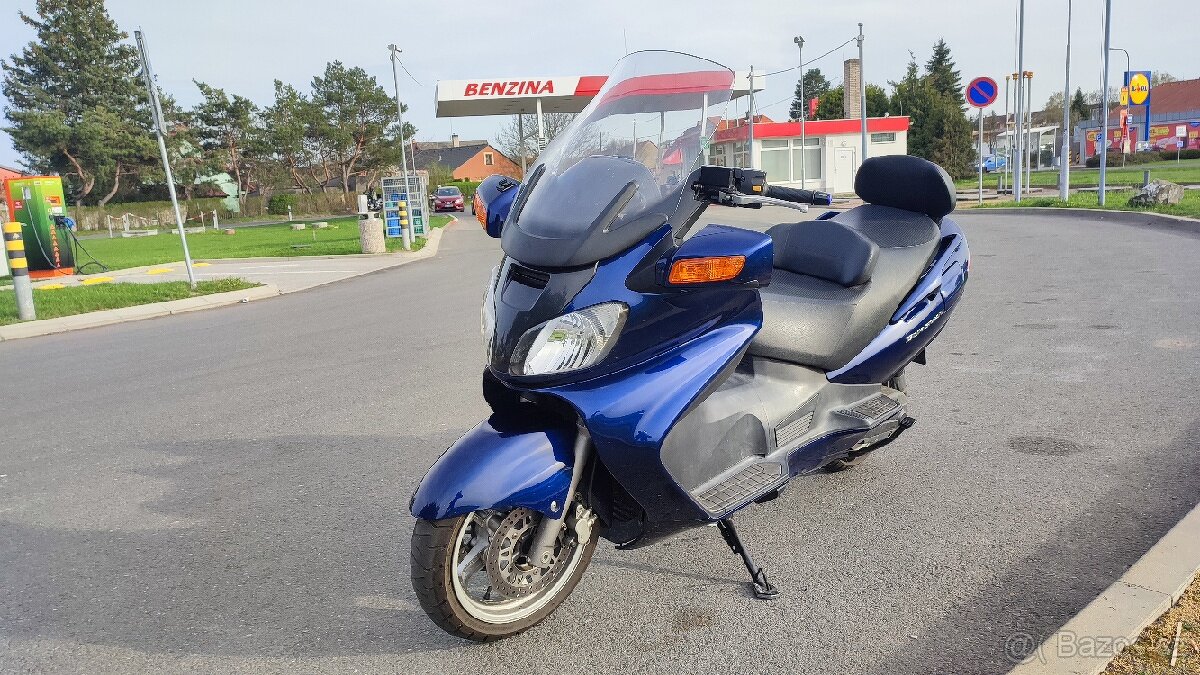 Suzuki Burgman 650