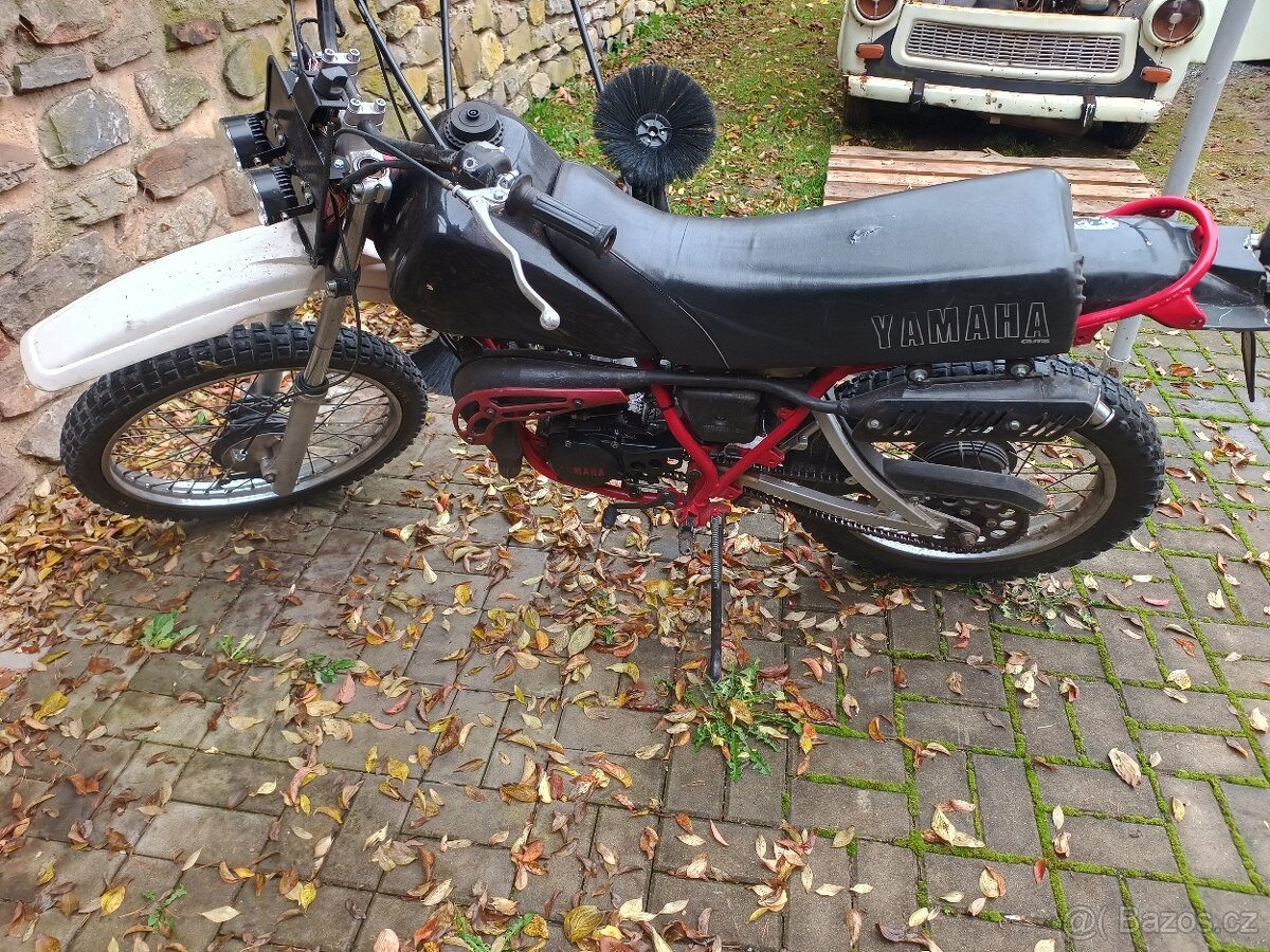 Yamaha DT 80-ZAMLUVENO