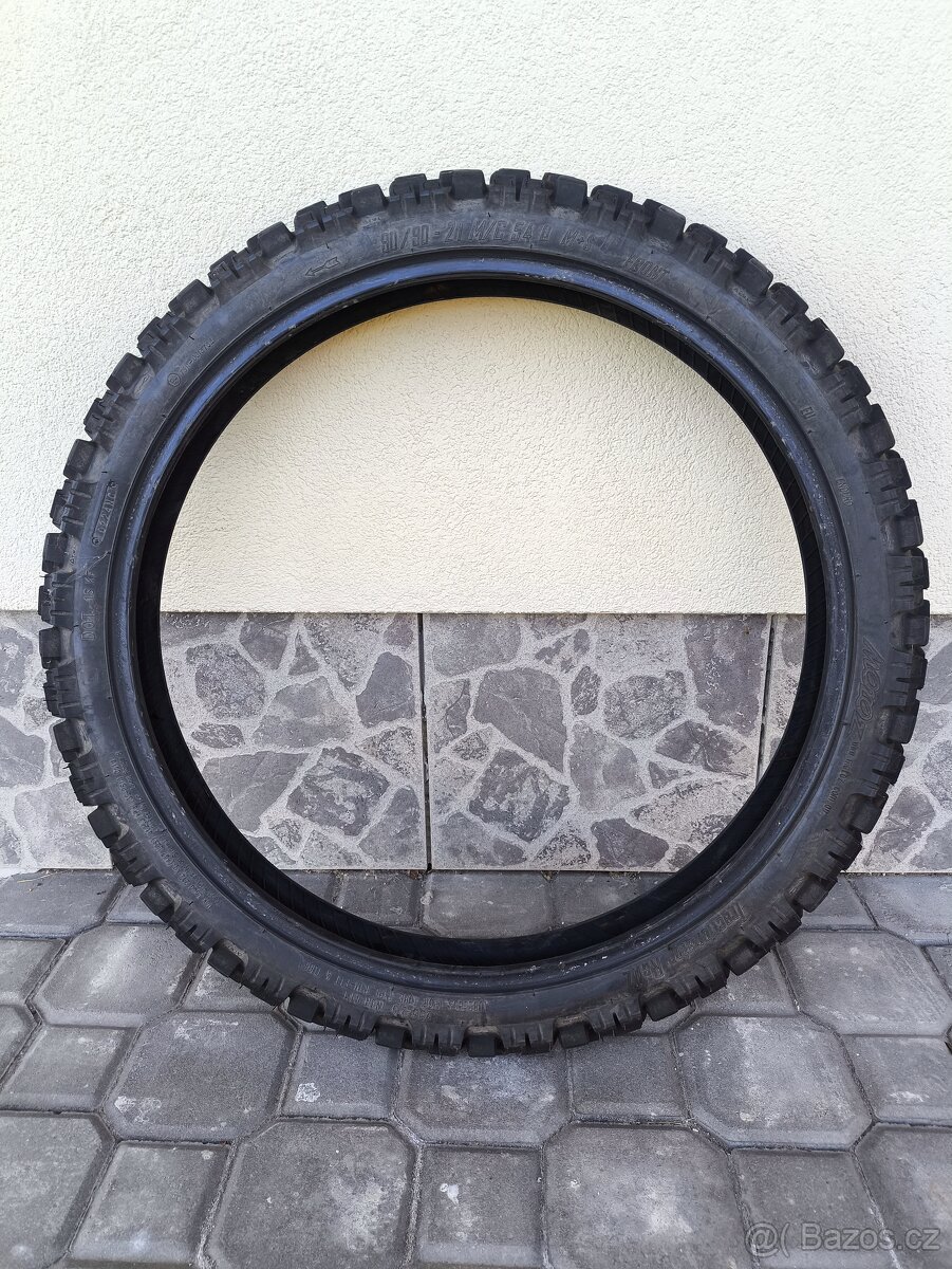 Enduro pneumatiky MOTOZ téměř nové DOT 9/2024.