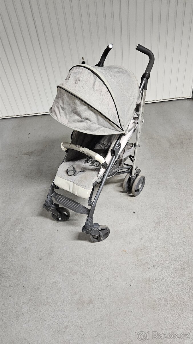 Kočár Chicco Liteway golfky