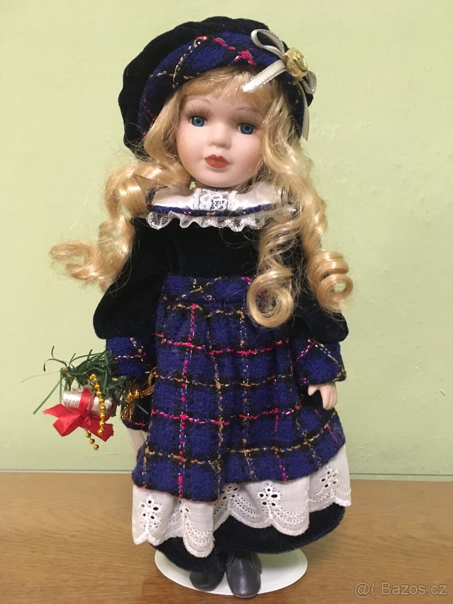 Paneneka s porcelánovou hlavou