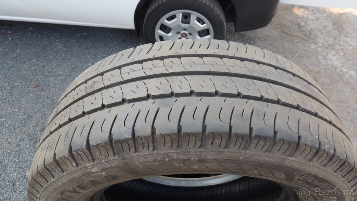 4ks letních pneu Goodyear 225/65/16C, dot24/22,6mm