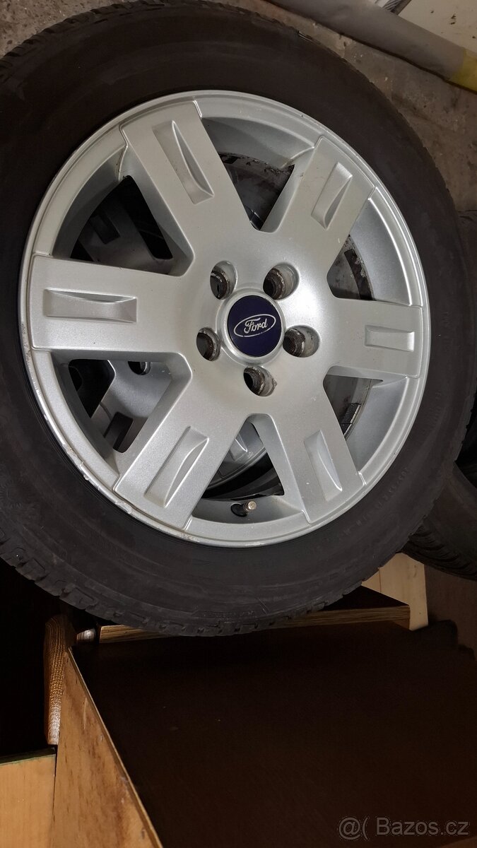 Pneu
