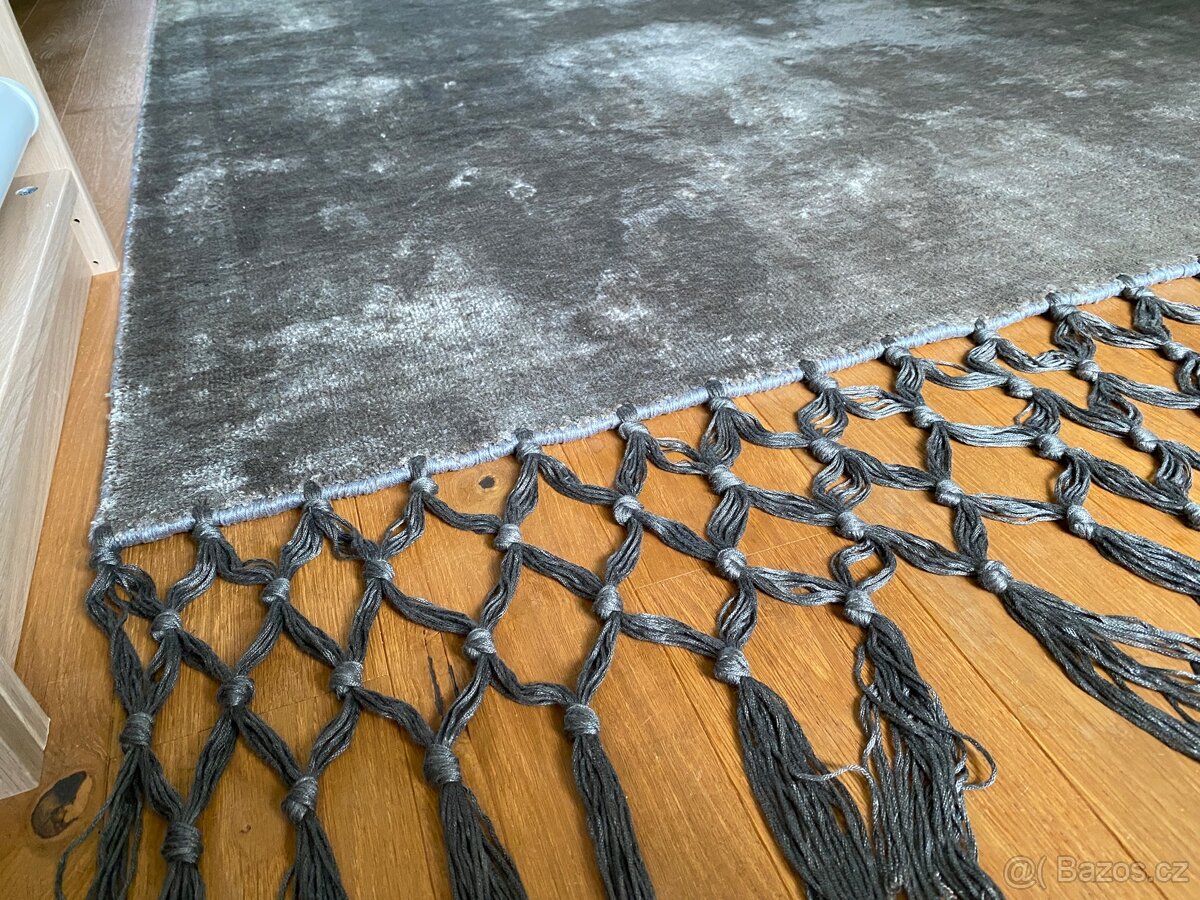 Baxter Fringes 260x195cm