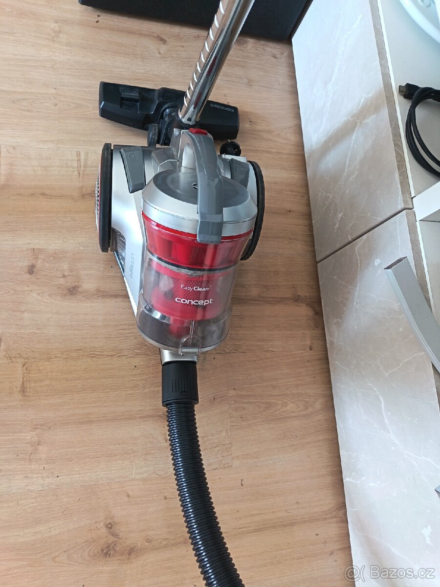 Vysavač Concept bezsáčkový TOP stav