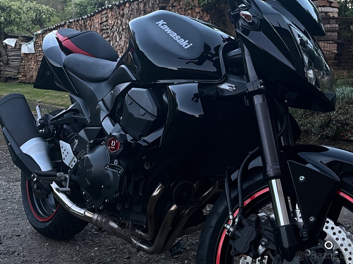 Kawasaki Z750