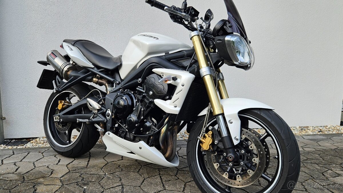 Triumph Street Triple 675