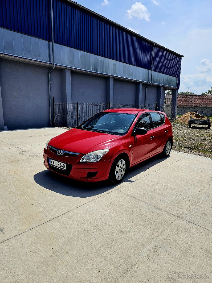 Hyundai i30 1.6 16v benzin, 88kw