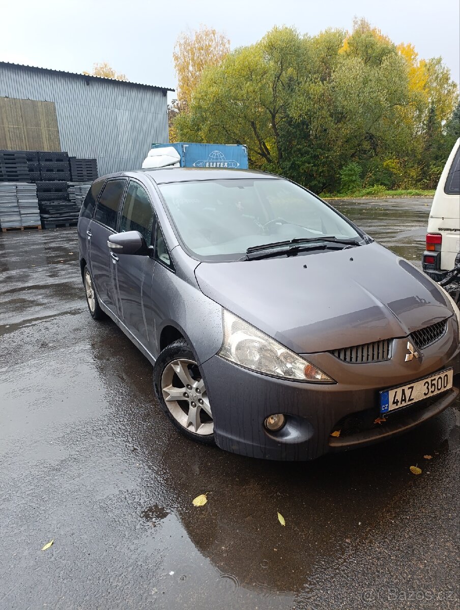Mitsubishi Grandis 2.0DI-D 7míst 2009 rok
