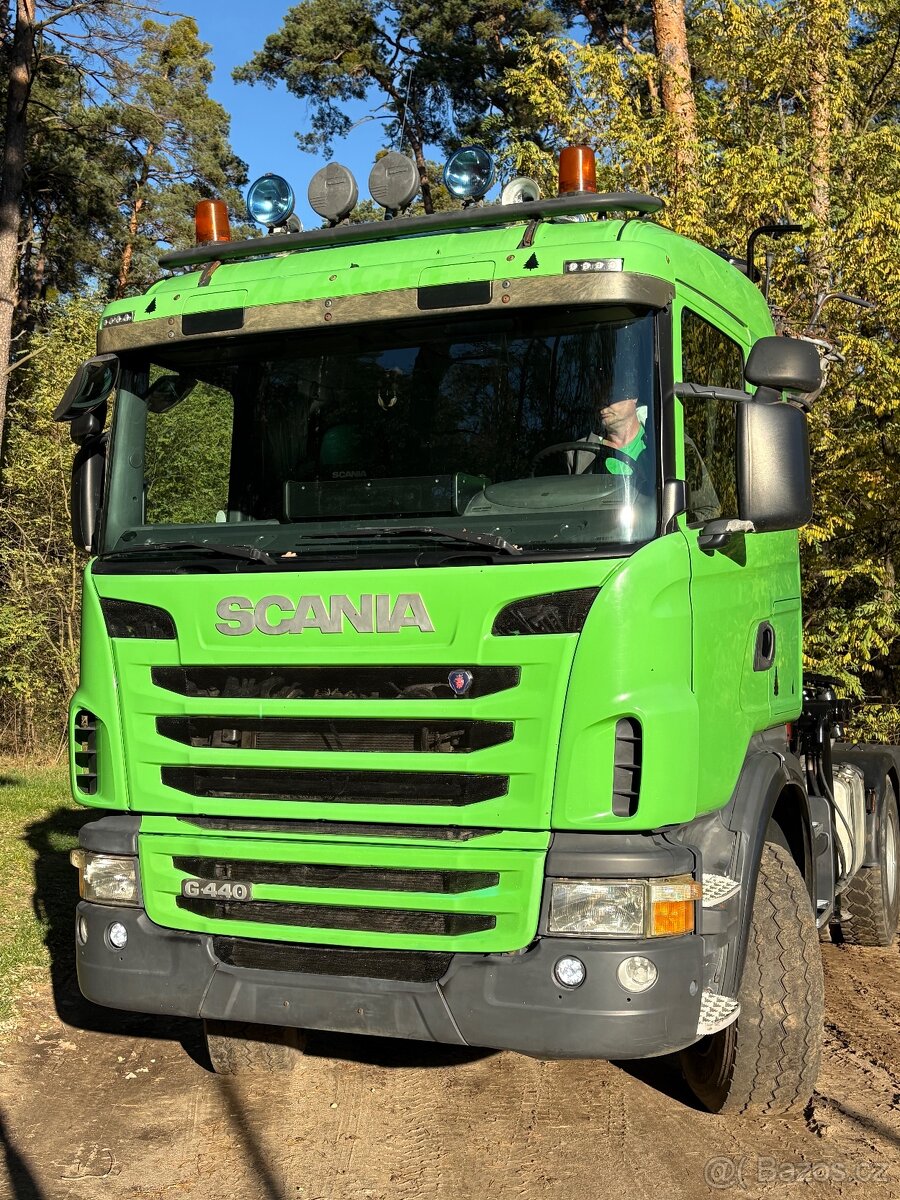 Prodám lesovůz Scania 6x6, G440