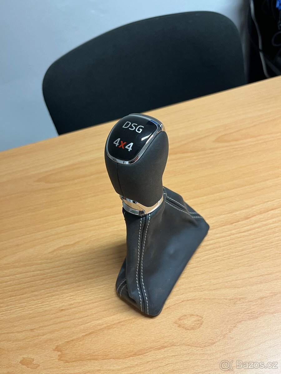 DSG 4x4  hlavice řadící páky 5L1713123