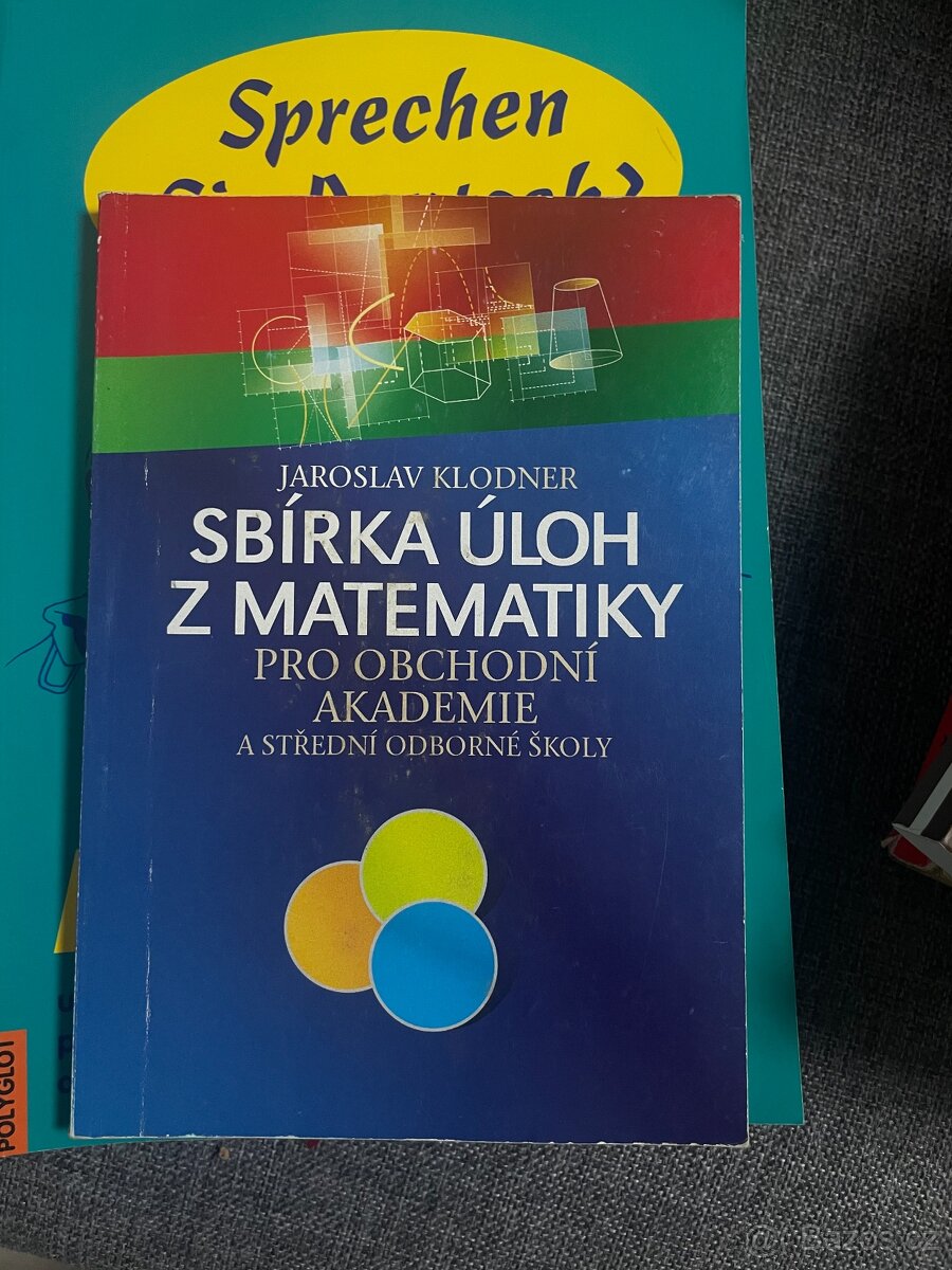 Prodám několik učebnic