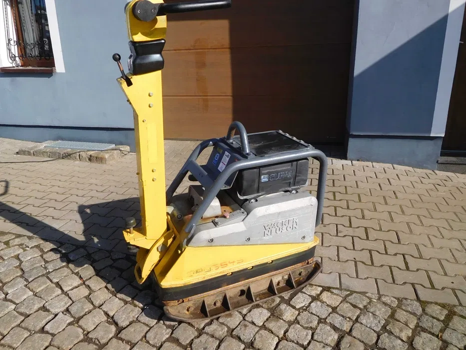 Vibrační deska WACKER DPU 5545, 380 mth