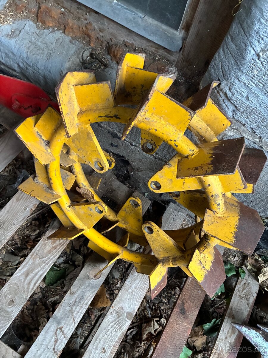 Železné kola Mt7-032