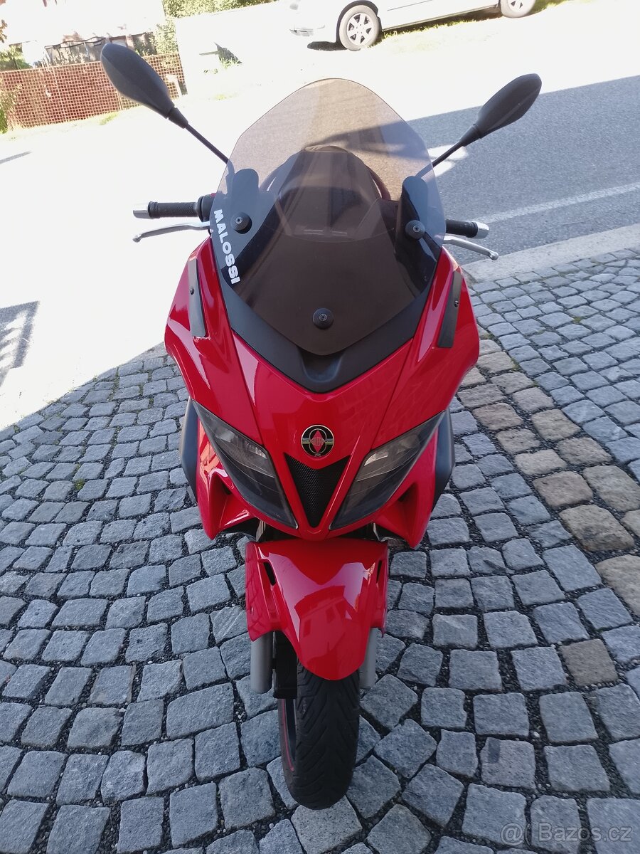Gilera Nexus 300