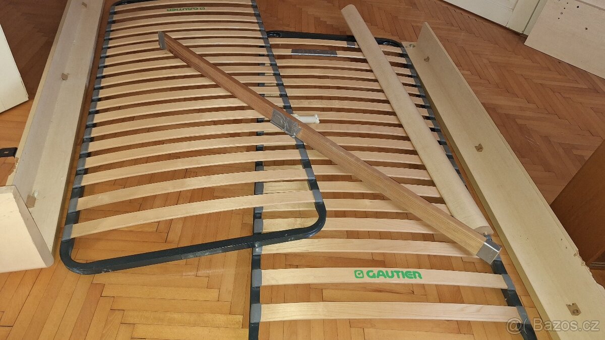 Manzelska postel+ rosty