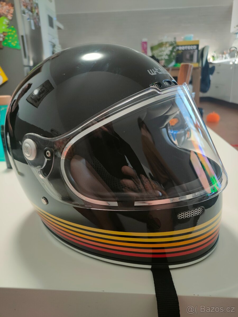 Přilba W-tec vel. XL