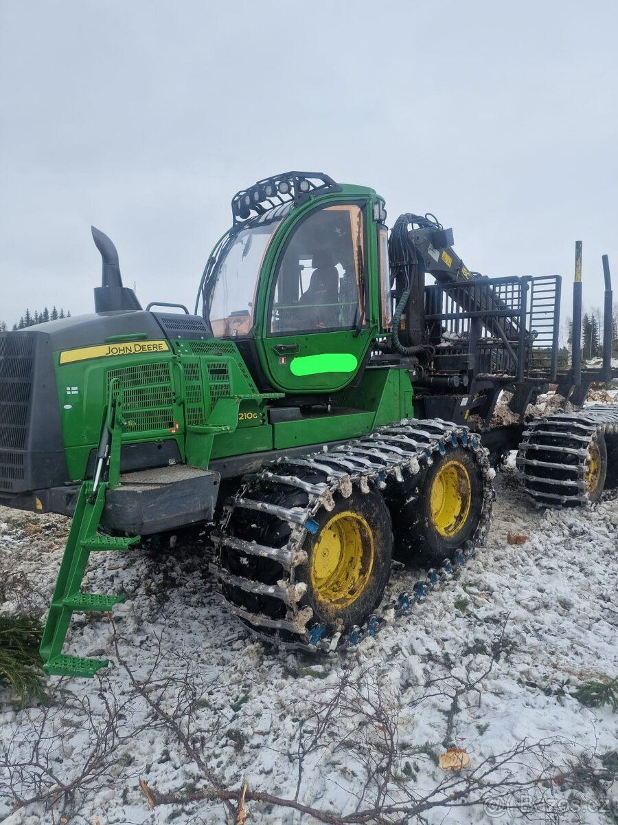 Vyvážecí souprava JOHN DEERE 1210G