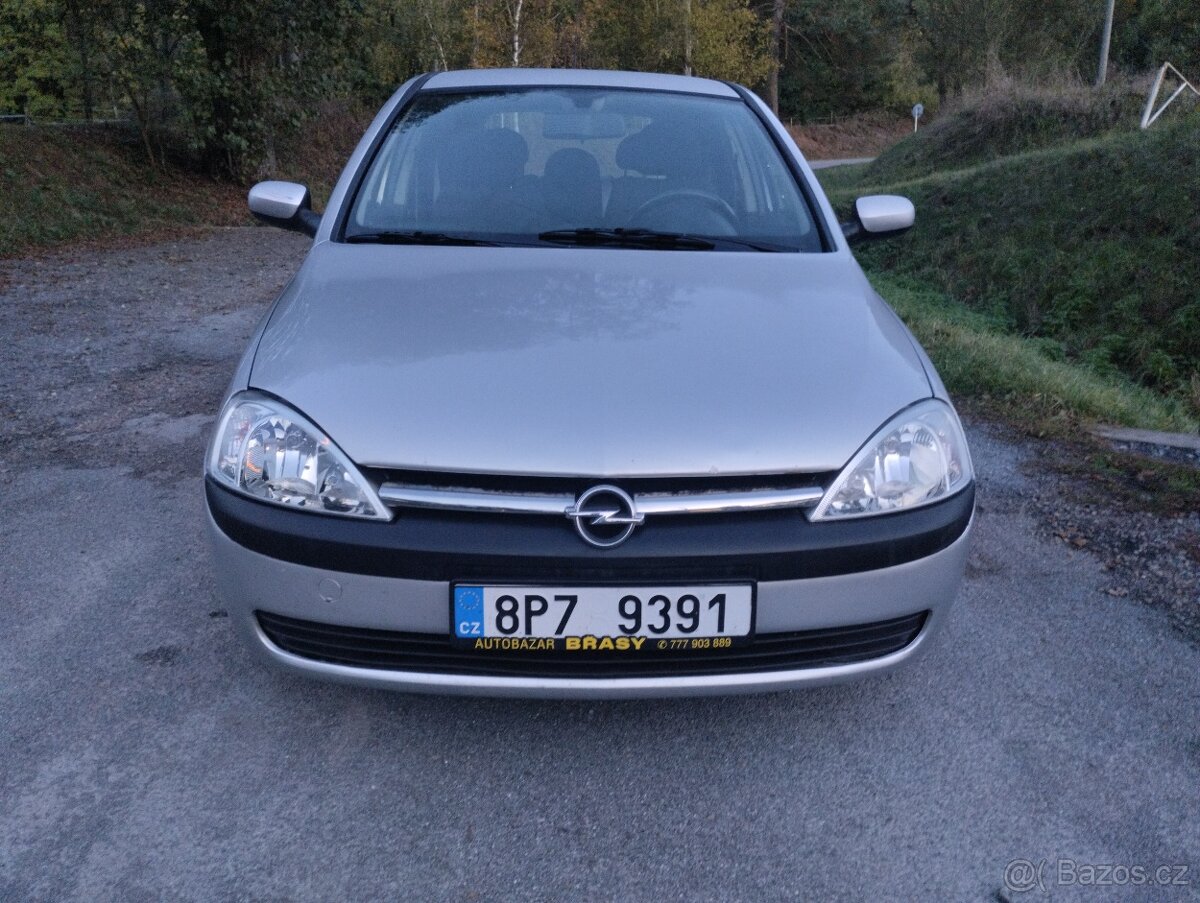 Opel Corsa 1.2, rok výr. 2003, benzin, klima, 4válcový motor