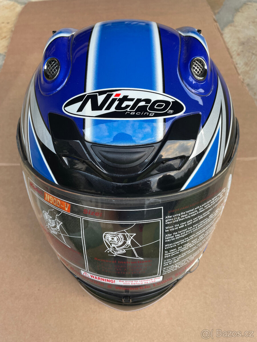 Helma na motorku značky NITRO, vel. M, L, XL